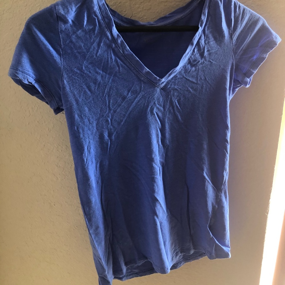100% Cotton Light Blue Short Sleeve V-neck